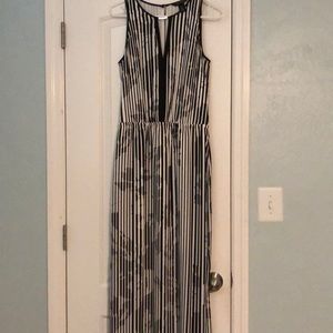 White House Black Market Maxi Dress size 6